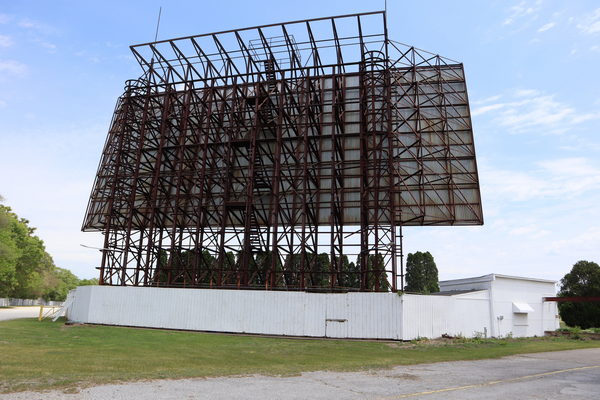 Getty 4 Drive-In Theatre - June 10 2022 Photo (newer photo)